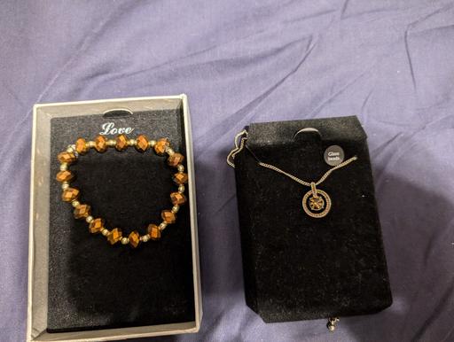 Buy & Sell Caerphilly - Wales Ochrwyth - Caerphilly - Photos for Knecklase and bracelet set