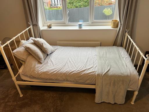 Buy & Sell Staffordshire Tamworth - Photos for White Single Bed