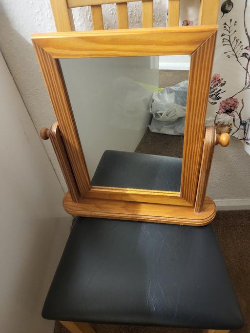 Buy & Sell East London South Hornchurch - East London - Photos for Wooden Dressing Table Mirror