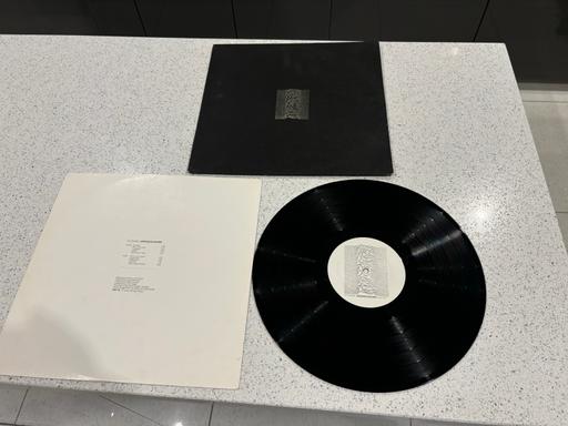 Buy & Sell Wiltshire Swindon - Photos for Joy division unknown pleasures Lp vinyl album