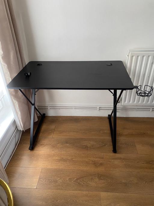 Buy & Sell East London Upper Clapton - East London - Photos for 100cm Gaming desk