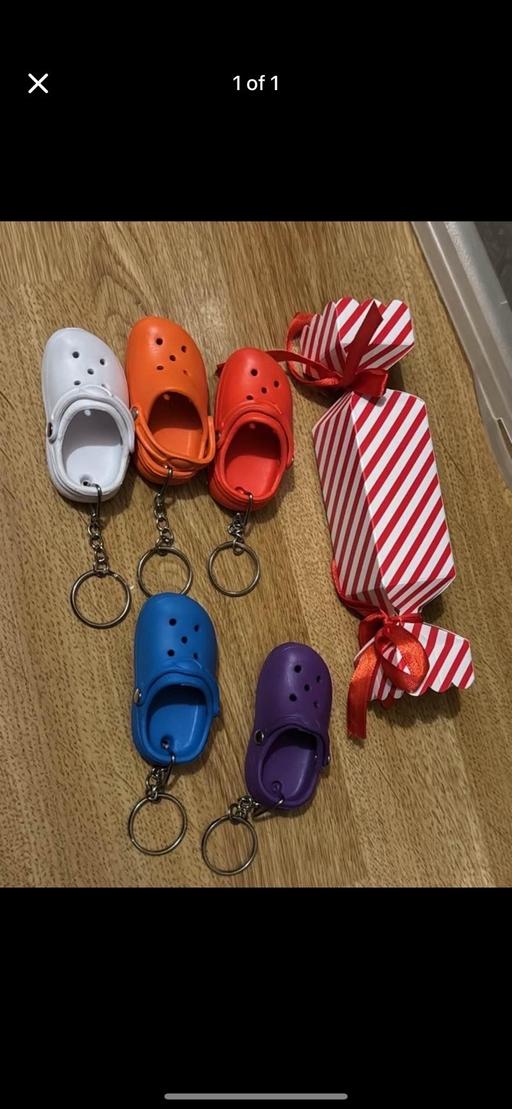 Buy & Sell North Northamptonshire Kettering - NN16 - Photos for Croc keyring Christmas crackers