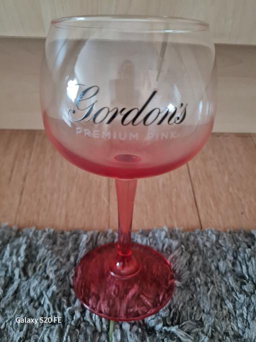 Buy & Sell Surrey Spelthorne - Photos for gin glass