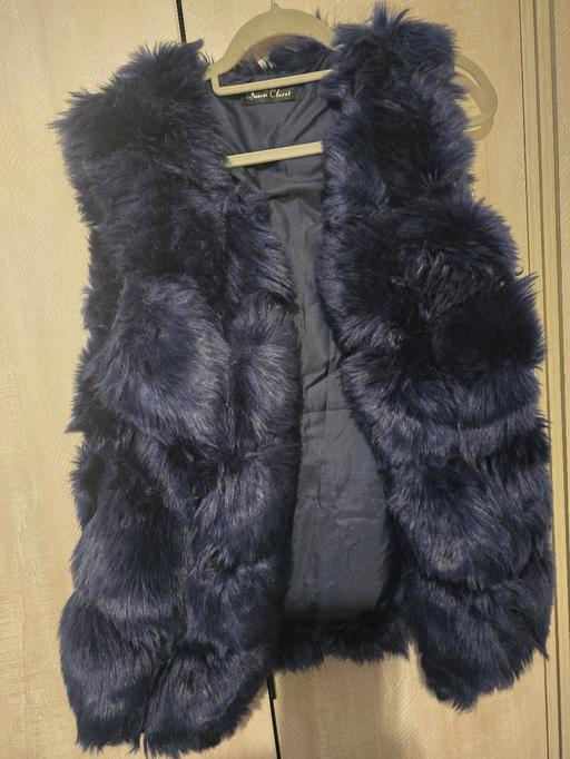 Buy & Sell West Midlands Sandwell - Photos for NAVY FUR GILLET