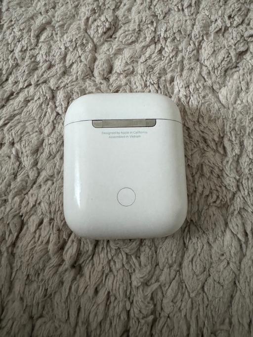 Buy & Sell East London Redbridge - East London - Photos for Apple AirPods 2nd Gen Charging Case ONLY