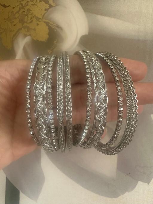 Buy & Sell Warwickshire Nuneaton and Bedworth - Photos for Silver bangles