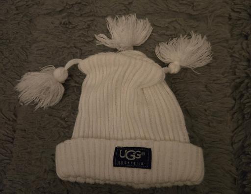 Buy & Sell West Yorkshire Kirklees - Photos for White Ugg Bobble Hat - 3-6 months