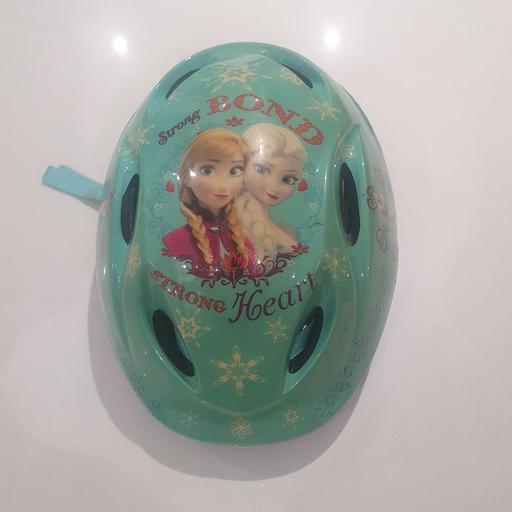 Buy & Sell Cheshire West and Chester Mollington - Cheshire West and Chester - Photos for Girls Frozen Bike Helmet