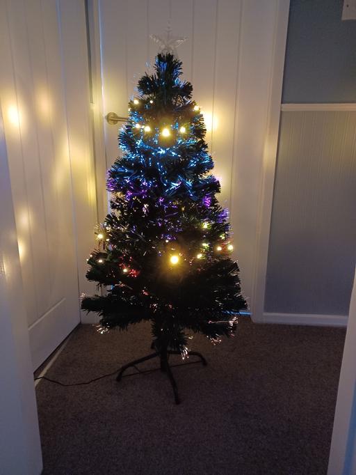 Buy & Sell South Yorkshire Doncaster - Photos for 4ft Fibre Optic Christmas Tree