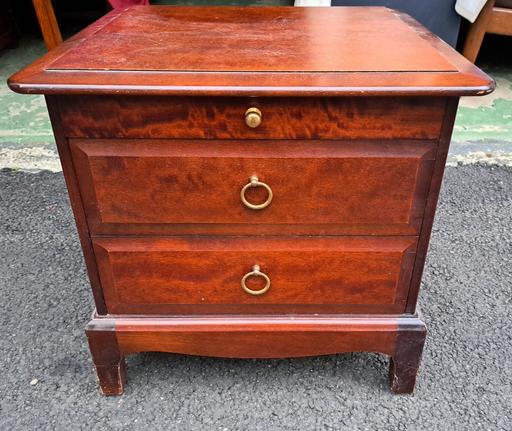 Buy & Sell Tyne and Wear Sunderland - Photos for Stag Minstrel Bedside Chest