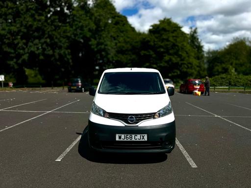 Vehicles West Midlands Birmingham - Photos for Nissan NV200