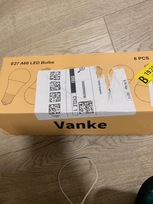 Buy & Sell East London Whitechapel - East London - Photos for 6xE27 A60 led bulbs. Brand new