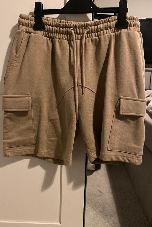 Buy & Sell Derbyshire Erewash - Photos for Boohoo Man Loose Fit Cargo Shorts - Small