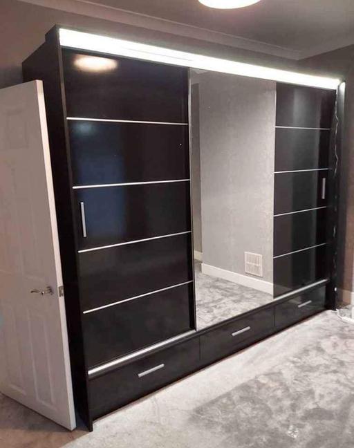 Buy & Sell Brent East Lane Business Park - Brent - Photos for Florence High glass wardrobe with Led Strip