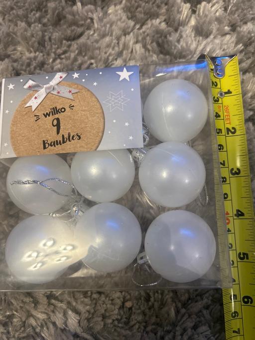 Buy & Sell Merseyside Knowsley - Photos for 9 pack white Xmas baubles. New.