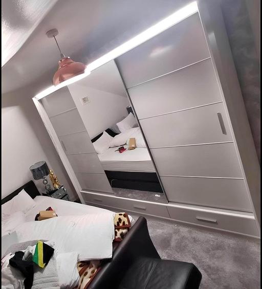 Buy & Sell Brent East Lane Business Park - Brent - Photos for Florence High glass wardrobe with Led Strip