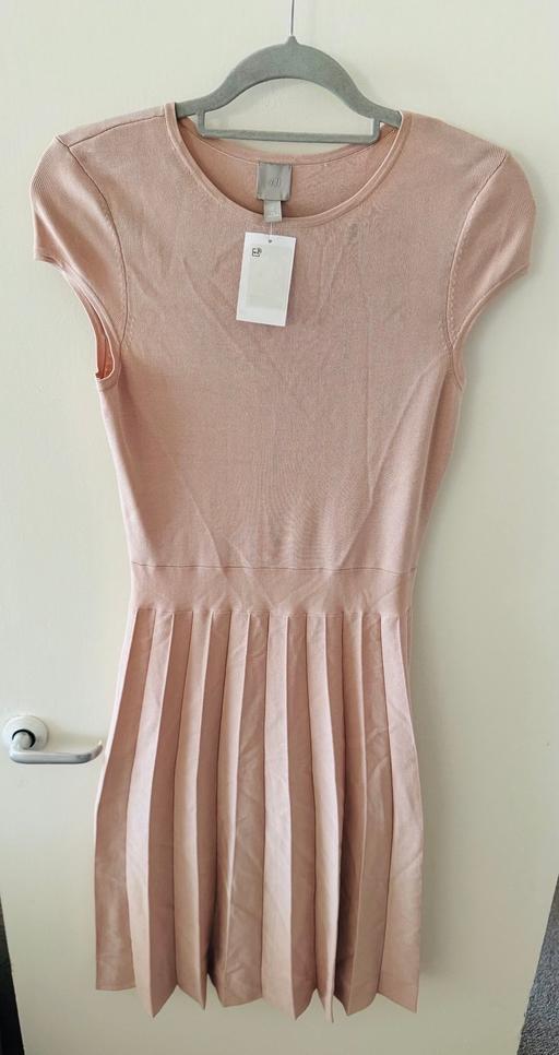 Buy & Sell South West London West Brompton - South West London - Photos for H&M Knitted Flared Skater Dress Size Small