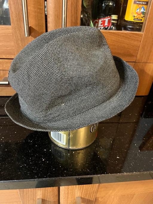 Buy & Sell Derbyshire Chesterfield - Photos for Hats