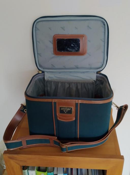 Buy & Sell Kent Dartford - Photos for Vanity Case - Vintage