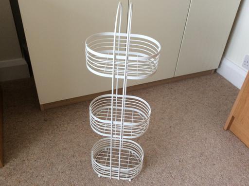 Buy & Sell Warwickshire North Warwickshire - Photos for 3 Shelf Spa Tower Storage Stand White