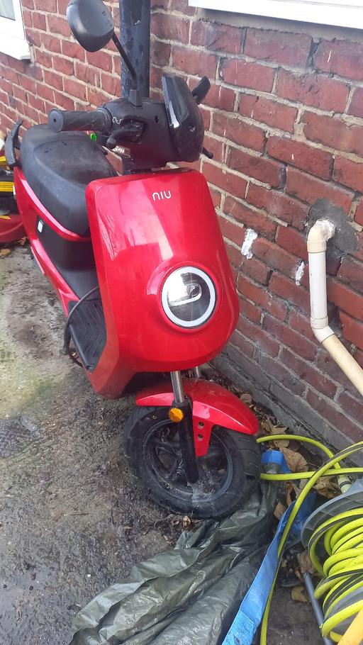 Vehicles East London Redbridge - Photos for niu electric moped ,