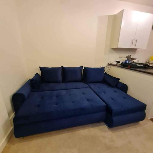 Buy & Sell Brent East Lane Business Park - Brent - Photos for Berlin Sofabed & Ottoman 