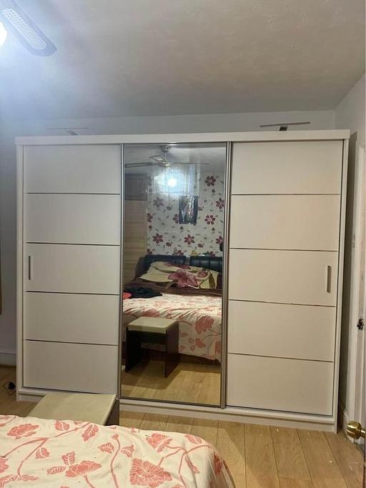 Buy & Sell Brent East Lane Business Park - Brent - Photos for 250cm Oslo Sliding door wardrobe