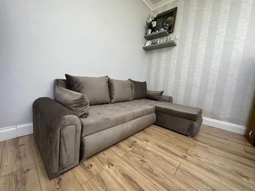 Buy & Sell Brent East Lane Business Park - Brent - Photos for 3 Seater Corner Sofa bed with Storage box