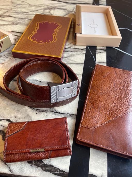 Buy & Sell North West London Grahame Park - North West London - Photos for Men’s wallet & key case and Belt 