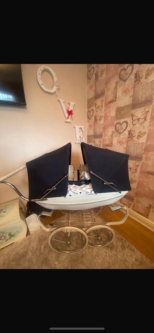 Buy & Sell Halton Weston Point - Watford - Photos for Silver cross twin pram