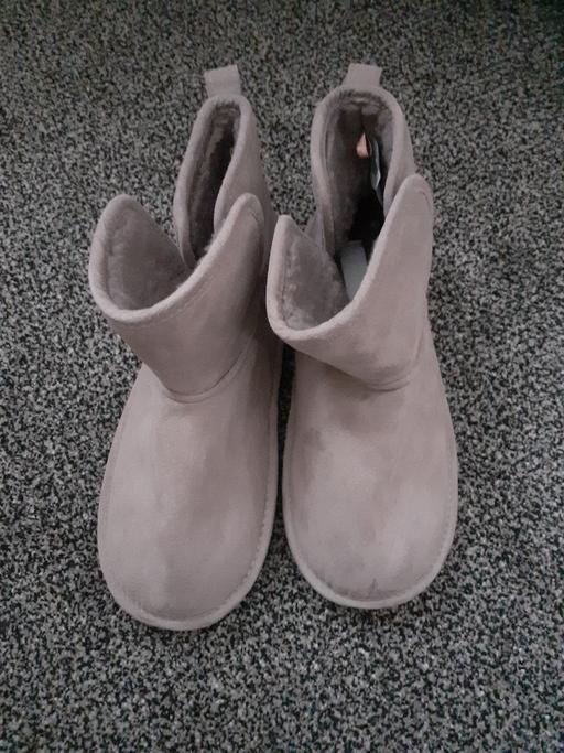 Buy & Sell Kent Gravesham - Photos for Brand New Shoe