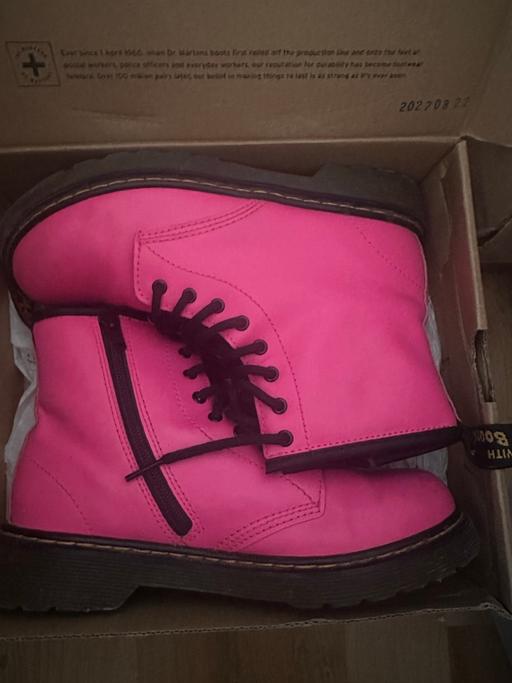 Buy & Sell South West London Tooting Bec - South West London - Photos for Dr Marten boots