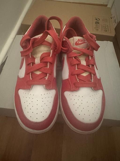 Buy & Sell South West London Tooting Bec - South West London - Photos for Nike trainers