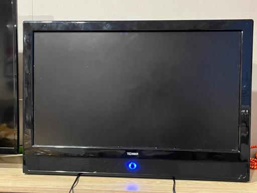 Buy & Sell East London Havering - Photos for TV television 26”, tecknika, remote control