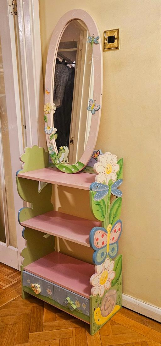 Buy & Sell Kent Dartford - Photos for Girls Matching Bookcase & Mirror