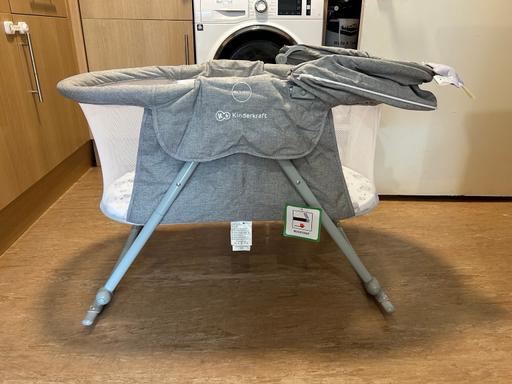 Buy & Sell South East London Croydon - Photos for travel cot/basket