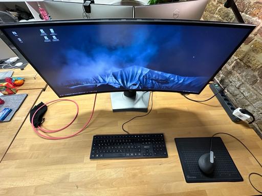 Buy & Sell North London Hoxton - North London - Photos for Dell U3818DW 38“ Curved Ultrawide Screen