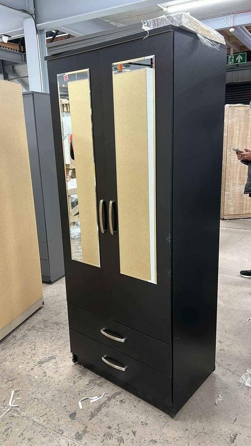 Buy & Sell Brent East Lane Business Park - Brent - Photos for 2 door wardrobe