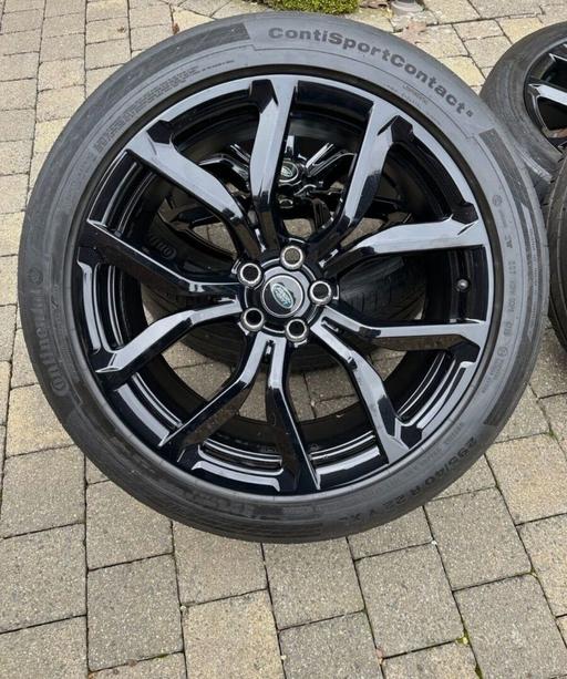 Vehicles West London Hounslow - Photos for 22 inch SVR Range Rover sport alloy wheels