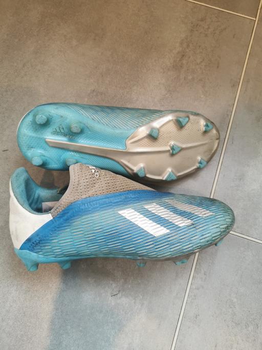 Buy & Sell Leicestershire North West Leicestershire - Photos for Adidas football boots size 2