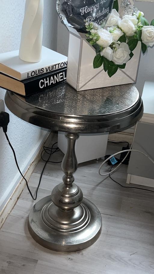 Buy & Sell East London Loxford - East London - Photos for Silver side table