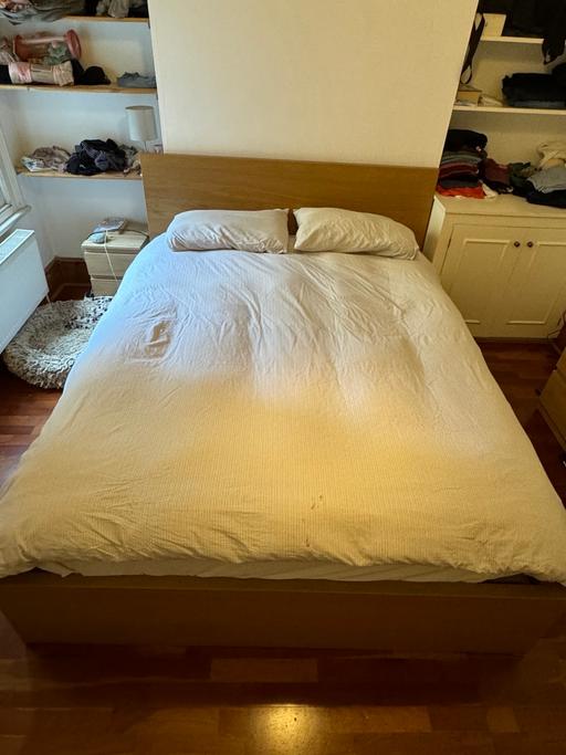 Buy & Sell South West London Parsons Green - South West London - Photos for Ikea Malm king bed with two drawers/matress