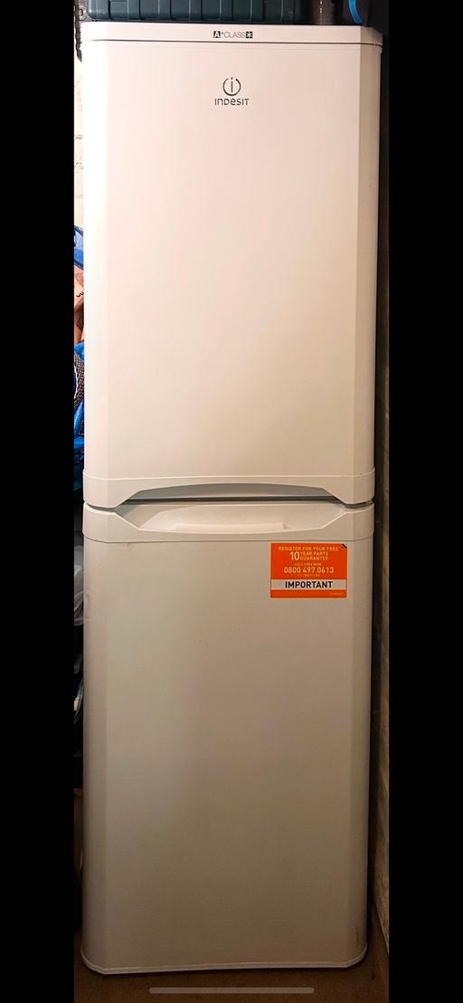 Buy & Sell Staffordshire Lichfield - Photos for Indesit IBD5517WUK Fridge Freezer