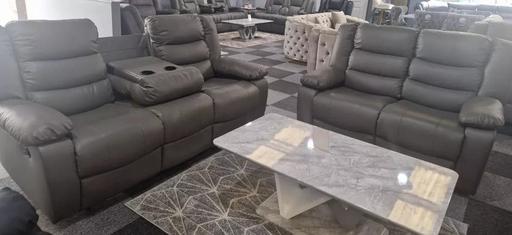 Buy & Sell Brent East Lane Business Park - Brent - Photos for 3+2 Leather Roma Recliner Sofa Available