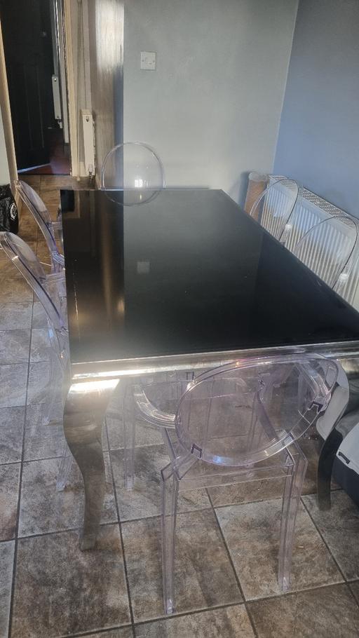 Buy & Sell Shropshire Telford and Wrekin - Photos for glass top dining table