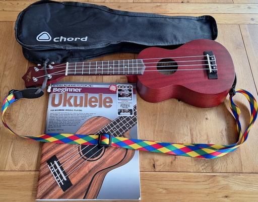 Buy & Sell Kent Tonbridge and Malling - Photos for Ukulele, Carry Case and CD