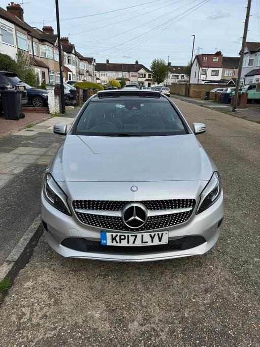 Vehicles Barking and Dagenham Barking - Barking and Dagenham - Photos for Mercedes Benz A class Premium+