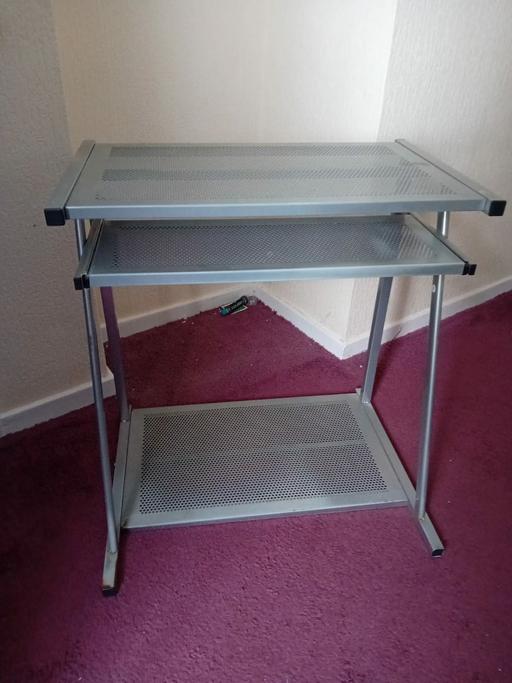 Buy & Sell Worcestershire Bromsgrove - Photos for Computer Table