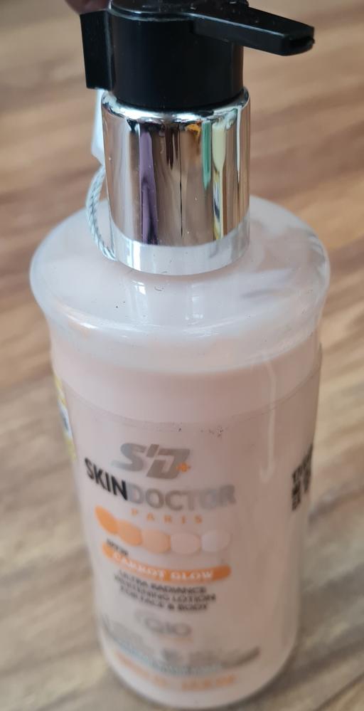 Buy & Sell Barking and Dagenham - Photos for SKIN DOCTOR PARIS WHITENING MILK WITH CARROT