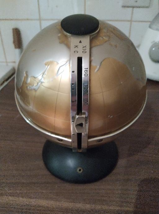 Buy & Sell Kent Sevenoaks - Photos for 1950's vista world globe all transistor radio